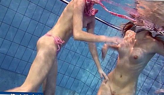 девушке кончают полный рот, порно видео
