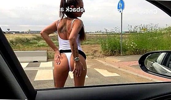 Прежде чем Такуро что-либо понял, «амазонка» в мгновение ока отхлестала парня резиновым хлыстом, популярным у любителей садомазохистских игр, порно видео