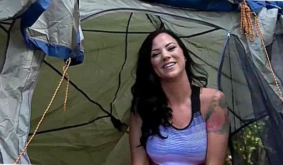 На Публике: Dylan Ryder - MGB, порно видео