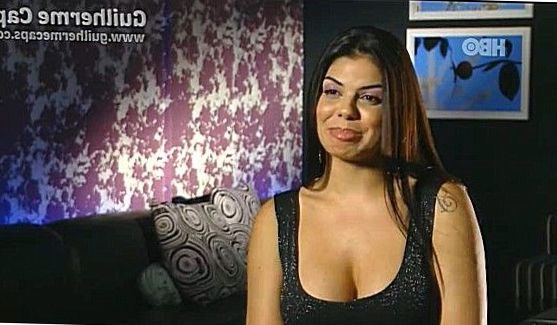 Красотка Кландди Эйч Джинксего не против анала, порно видео